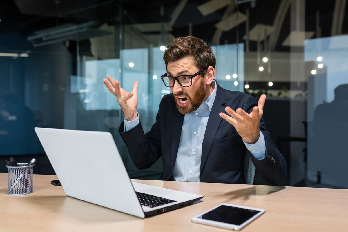 Reasons Why You Should Avoid Using A Website Builder